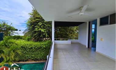 Espectacular Casa Campestre con Salón de Juegos en Verdesol, Melgar