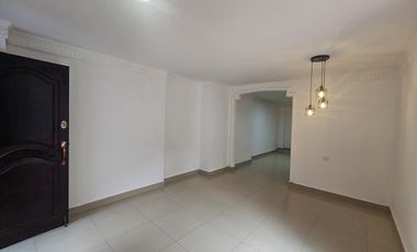 Se-vende-casa-en-conjunto-2-habitaciones-con-estudio-barrio-ciudad-jardín-barranquilla