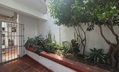 Se-vende-casa-en-conjunto-2-habitaciones-con-estudio-barrio-ciudad-jardín-barranquilla