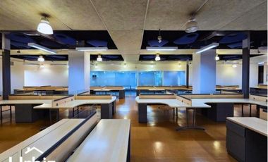 Oficina Amoblada para Contact Center de 810 m² en Arriendo