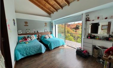 Casa  en Envigado para la venta sector  Escobero - Alto Palmas