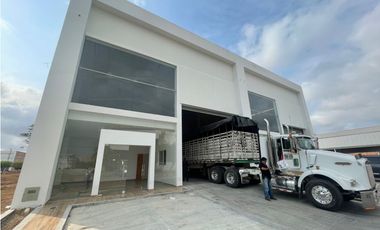 SE ARRIENDA BODEGA EN LA ZONA ORIENTE DE MONTERIA