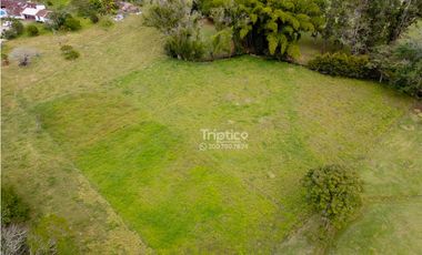 Vendo finca en Llanogrande, con lago, cerca a todo MGE