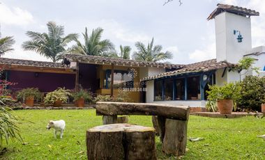 Vendo finca en Llanogrande, con lago, cerca a todo MGE