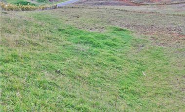 Venta de lote en unidad cerrada – 2.225 m² – El Retiro, Antioquia