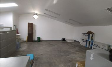 LOCAL U OFICINA EN ARRIENDO BARRIO COLOMBIA