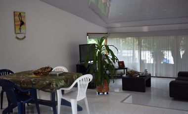 EXCELENTE CASA QUINTA PARA LA VENTA EN RICAURTE  CUNDINAMARCA.