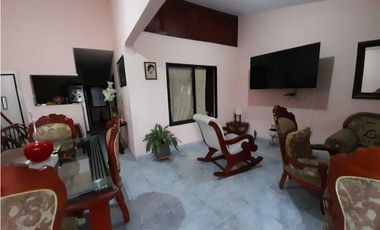 Barrio La Perseverancia - Casa bifamiliar en venta