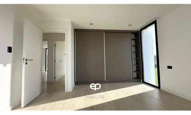 VENTA Exclusiva Casa 5 amb A ESTRENAR en Barrio Rumencó Joven