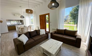 CASA EN VENTA EN COSTA ESMERALDA - GOLF II 622