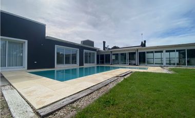 CASA EN VENTA EN COSTA ESMERALDA - GOLF II 622