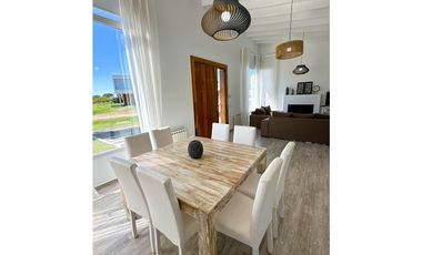 CASA EN VENTA EN COSTA ESMERALDA - GOLF II 622