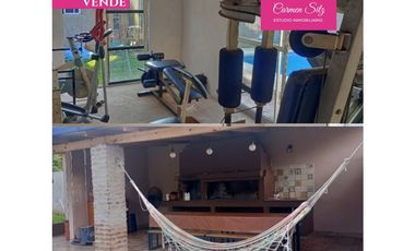 Casa en Venta con Local comercial