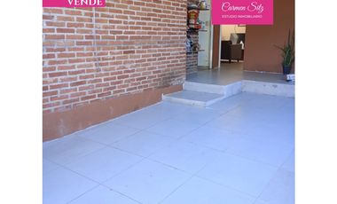 Casa en Venta con Local comercial