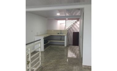Vendo y permuto Casa comercial, Bodega y Apartamento Barrio El Recreo