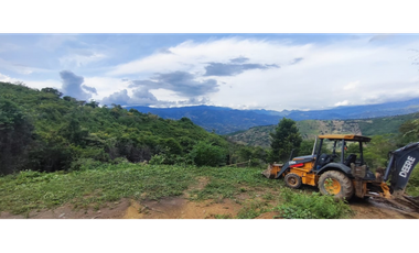 Venta de lotes desde 1889 M2 en 90 mill en La Mesa Cund, a 20 Minutos