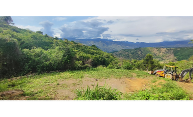 Venta de lotes desde 1889 M2 en 90 mill en La Mesa Cund, a 20 Minutos