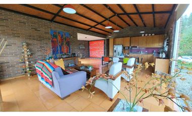 Vendo Casa Campestre Alto de las Palmas, El Retiro