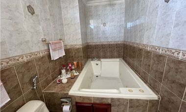 Venta de Pent-house en edificio residencial Rodadero Reservado