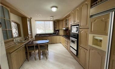 Venta de Pent-house en edificio residencial Rodadero Reservado