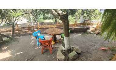 En venta casalote de 500 M2 en 380 mill en La Mesa Cund, COL