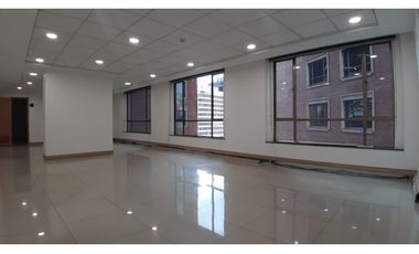 ARRIENDO OFICINA EN ZONA FINANCIERA DE BOGOTA