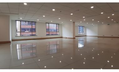 ARRIENDO OFICINA EN ZONA FINANCIERA DE BOGOTA