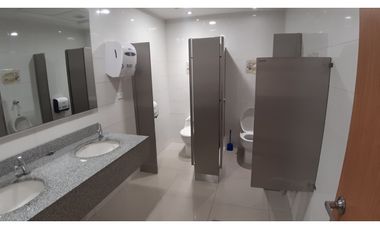 ARRIENDO OFICINA EN ZONA FINANCIERA DE BOGOTA