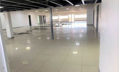 EDIFICIO COMERCIAL EN ARRIENDO, BARRIO SALAZAR GÓMEZ, BOGOT