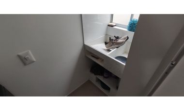 Se vende apartamento de 69 M2 en 290 mill en La Mesa Cund, COL