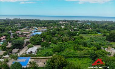 Lote con local a 5 min de la playa en Palomino, La Guajira