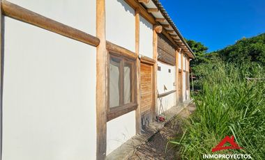 Lote con local a 5 min de la playa en Palomino, La Guajira