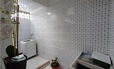 Casa Urbana a solo 6 cuadras del Parque de La Mesa Cundi