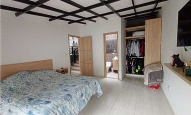 Casa Urbana a solo 6 cuadras del Parque de La Mesa Cundi