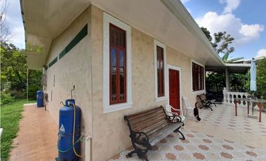 Se vende y / o permuta lote terreno de 9600m2 Barrio El Bosque Palmira