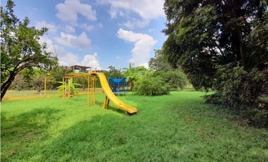 Se vende y / o permuta lote terreno de 9600m2 Barrio El Bosque Palmira