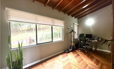 Venta de Casa Campestre en el Poblado