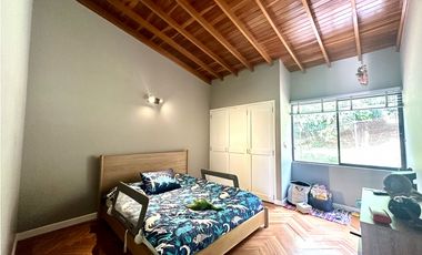 Venta de Casa Campestre en el Poblado