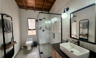 Venta de Casa Campestre en el Poblado