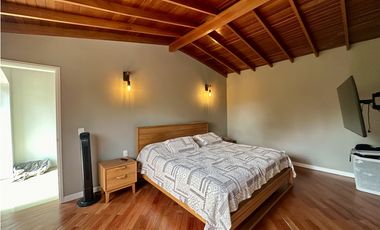 Venta de Casa Campestre en el Poblado