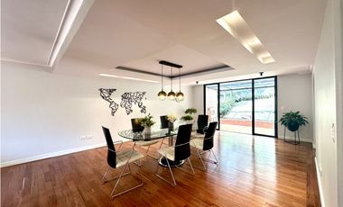 Venta de Casa Campestre en el Poblado