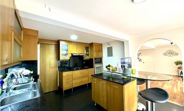 Venta de Casa Campestre en el Poblado