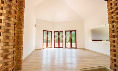 Se vende casa en Quintas de Serrezuela