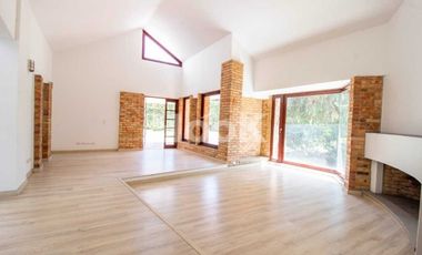 Se vende casa en Quintas de Serrezuela