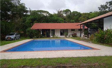 VENTA CASA QUINTA INDEPENDIENTE en RESTREPO(META