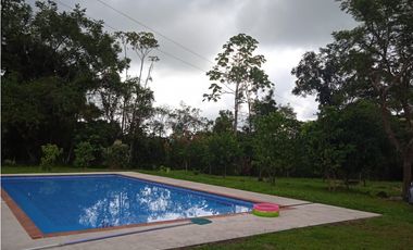 VENTA CASA QUINTA INDEPENDIENTE en RESTREPO(META