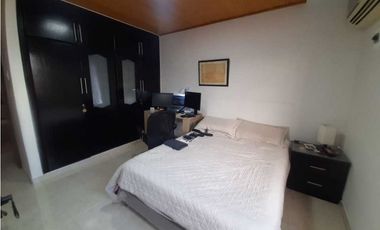 SE VENDE CASA ESQUINERA BARRIO PONTEVEDRA