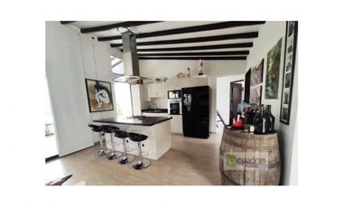 Casa Finca con 12.000 m² de lote independiente en El Retiro