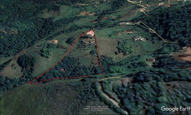 Venta casa campestre independiente en El Retiro con bosque Y quebrada
