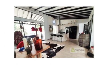 Casa Finca con 12.000 m² de lote independiente en El Retiro